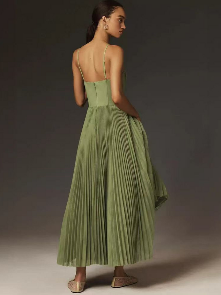 Xyla | Anmutige Plissees Midi Kleid